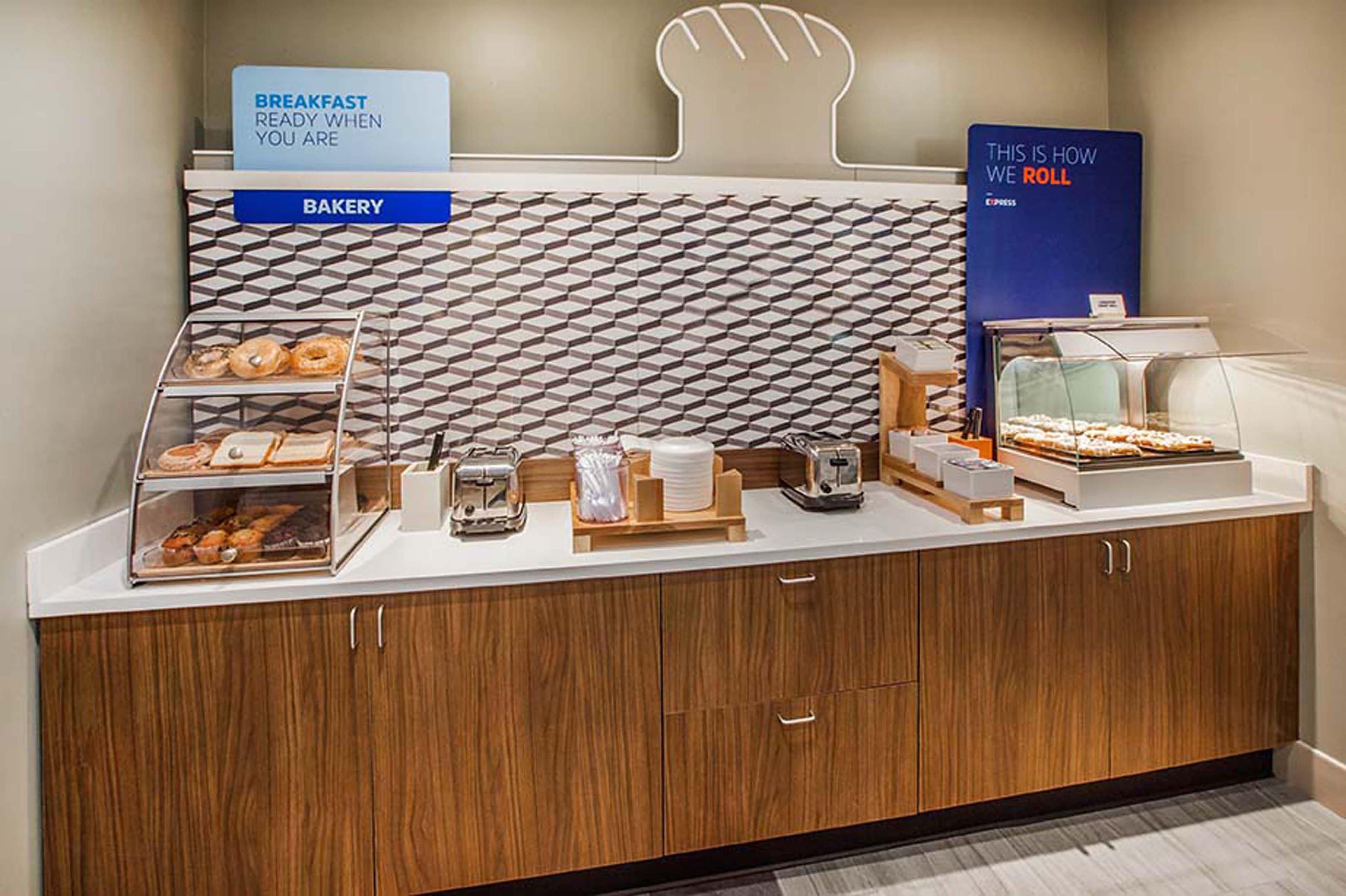 Holiday Inn Express & Suites Aberdeen By Ihg Kültér fotó